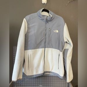 Used North Face Women’s Shell